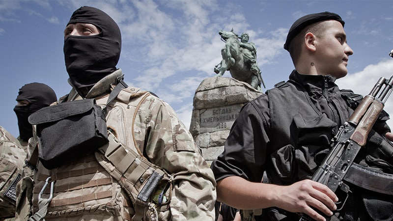 Киев приказал боевикам «Азова» расстреливать желающих сдаться в плен в Мариуполе